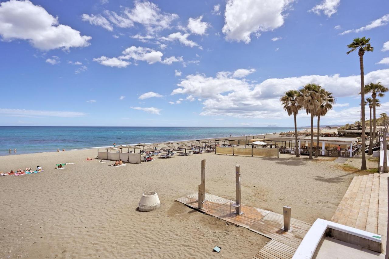 Apartamento en 1ª línea de playa, Estepona Centro Exterior foto
